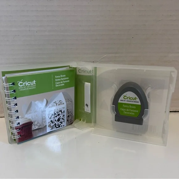 Cricut Fancy Boxes SHAPE - Picture 3 of 8